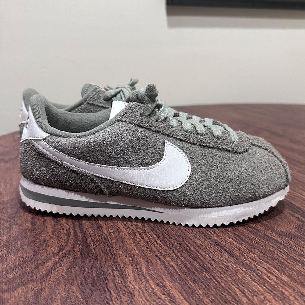 Nike Cortez Vintage Suede Green Women's Size 7 - Picture 7 of 16